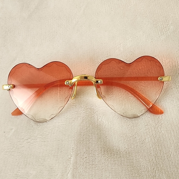 2 for $14 Coral Colored Fade to Clear Heart Shaped Sunglasses, Beveled Rim NIB - Picture 2 of 3